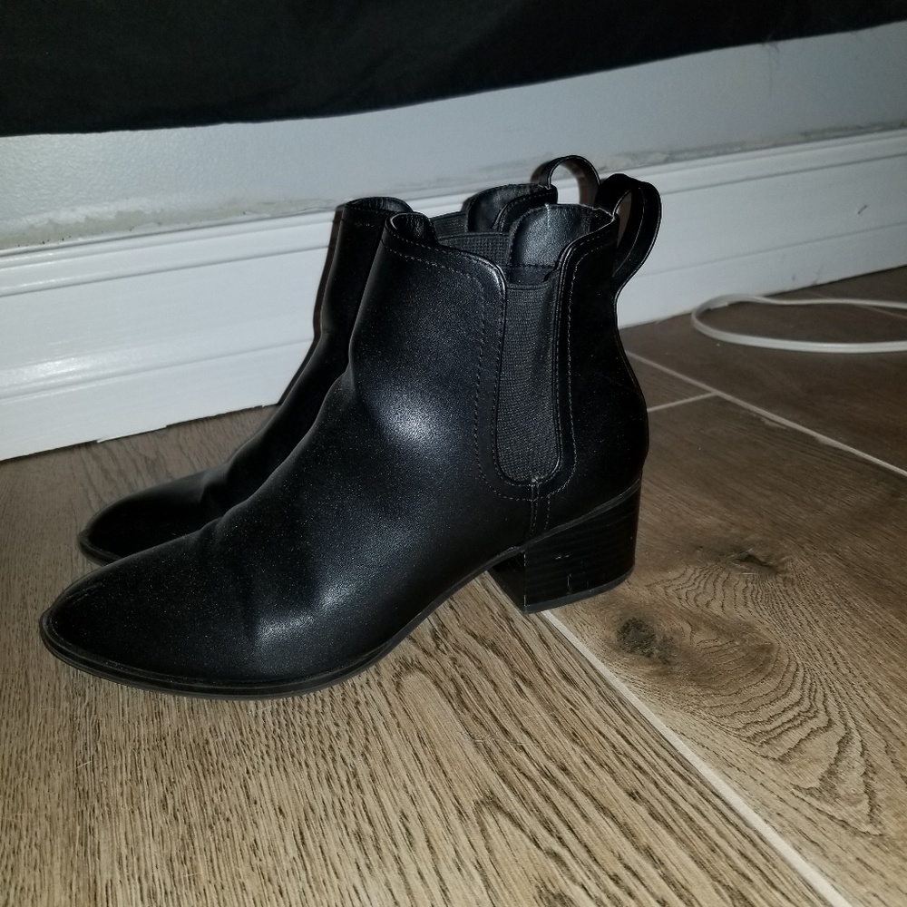 Black boots